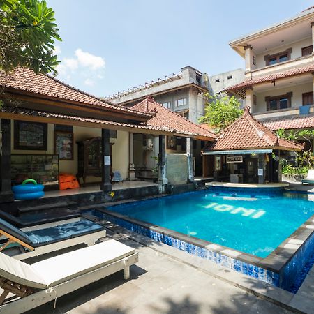 Legian Village Hotel - Chse Certified Bagian luar foto