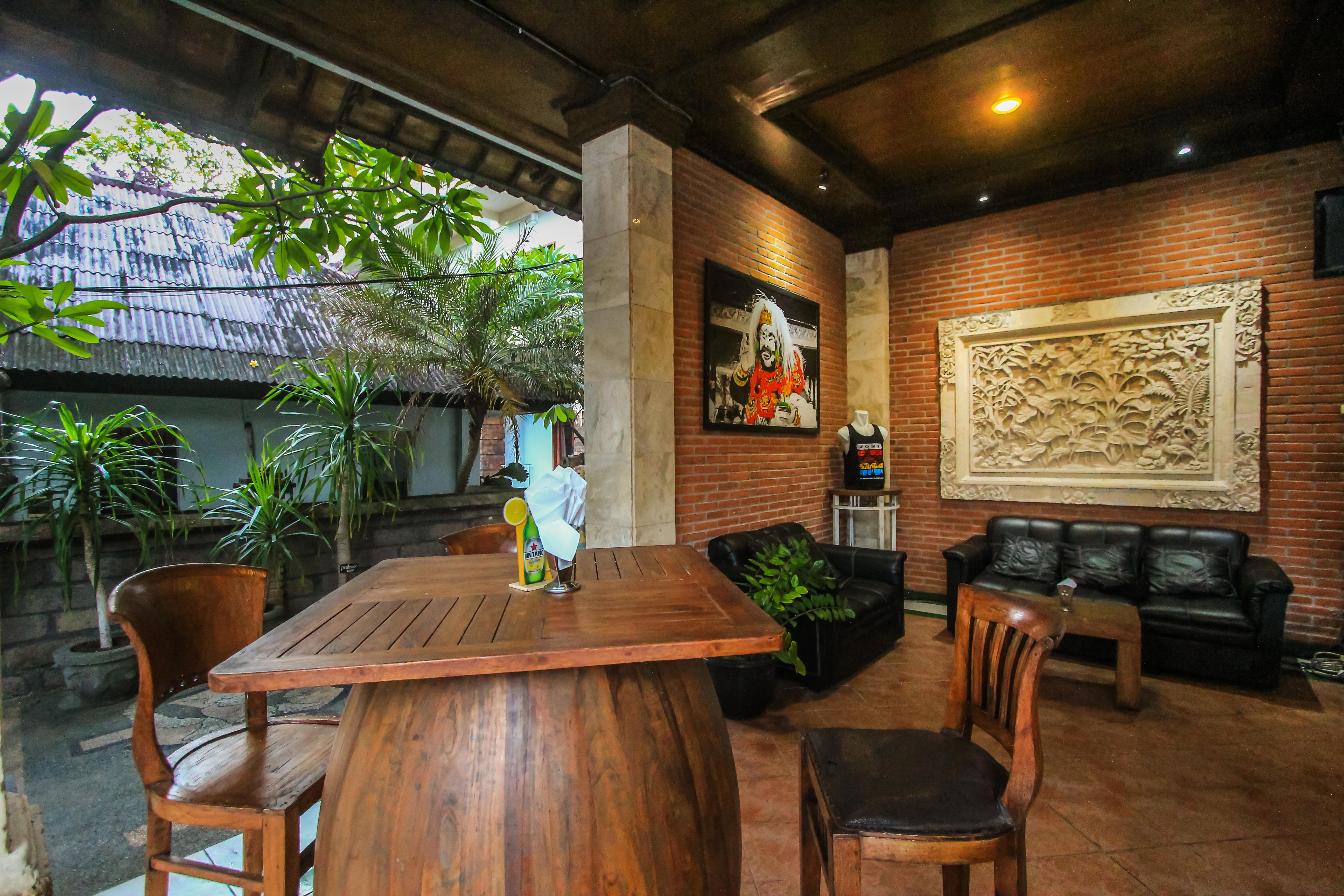 Legian Village Hotel - Chse Certified Bagian luar foto