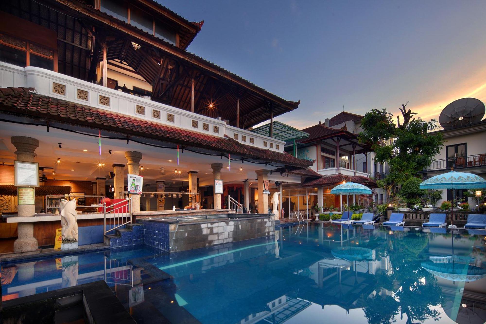 Legian Village Hotel - Chse Certified Bagian luar foto