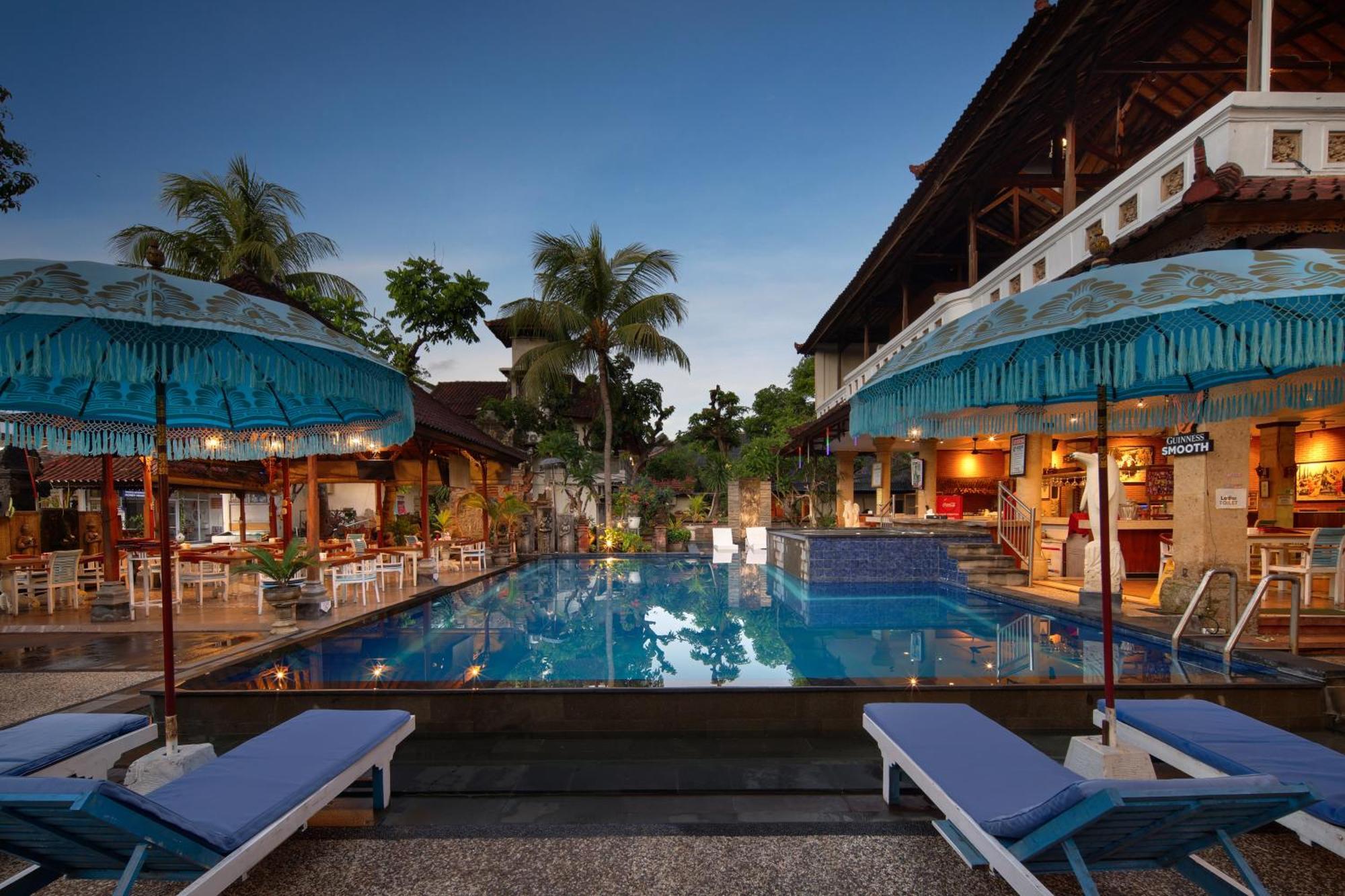 Legian Village Hotel - Chse Certified Bagian luar foto