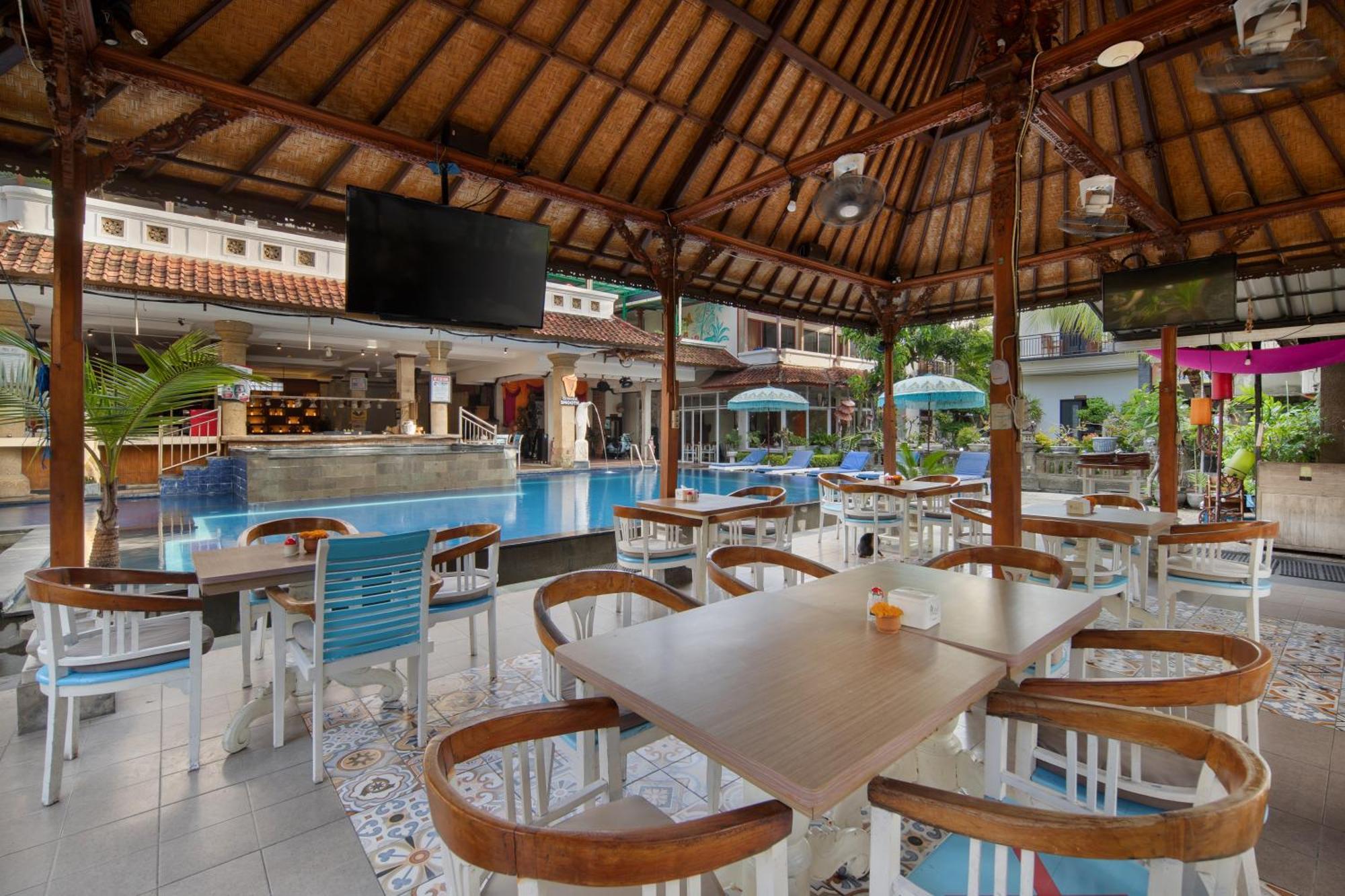 Legian Village Hotel - Chse Certified Bagian luar foto