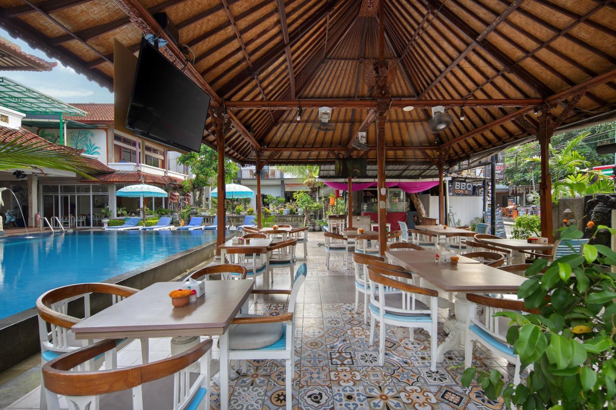 Legian Village Hotel - Chse Certified Bagian luar foto