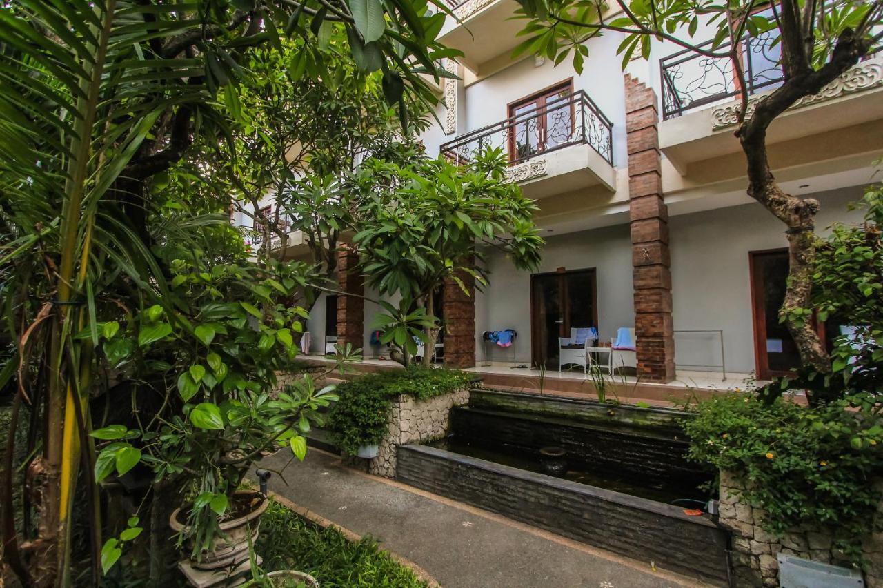 Legian Village Hotel - Chse Certified Bagian luar foto