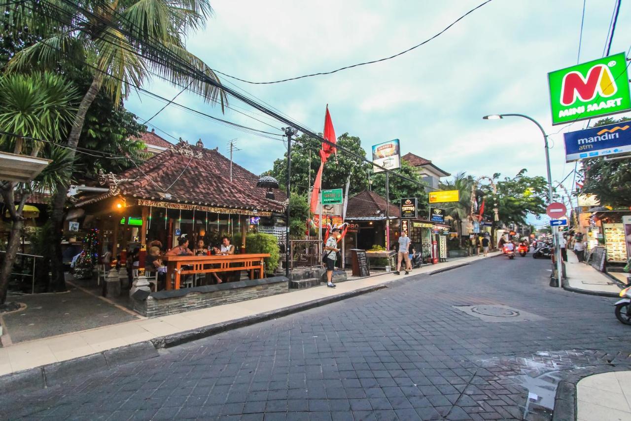 Legian Village Hotel - Chse Certified Bagian luar foto